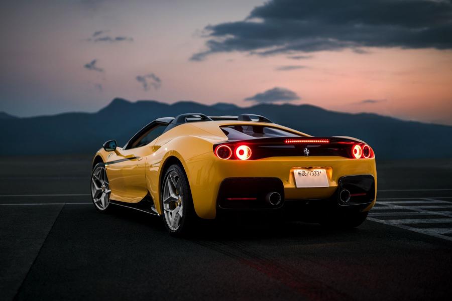  Ferrari J50 2016 года  (фото 6 из 7)